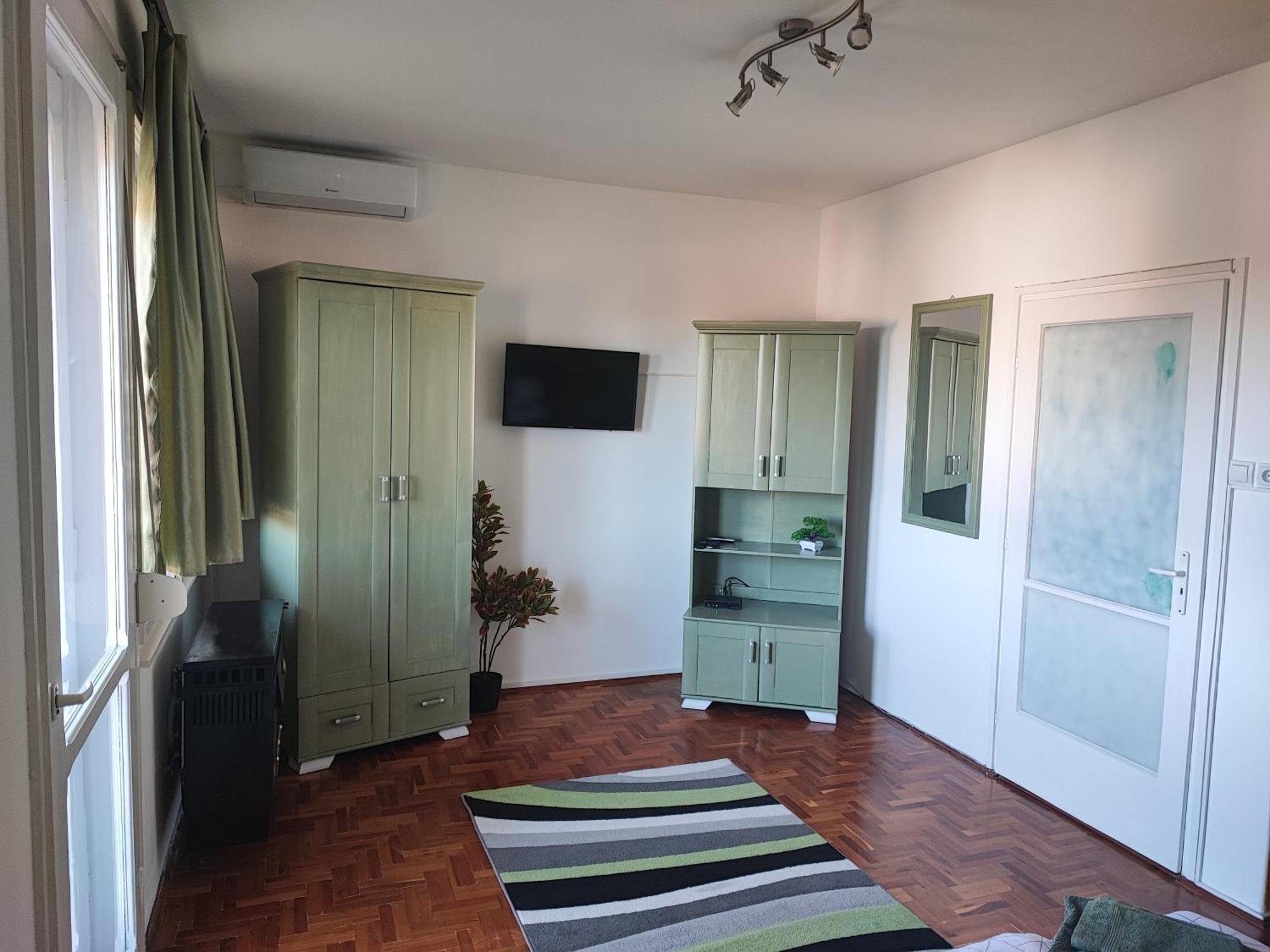 Szaffi Apartman Hajdúszoboszló Exteriör bild
