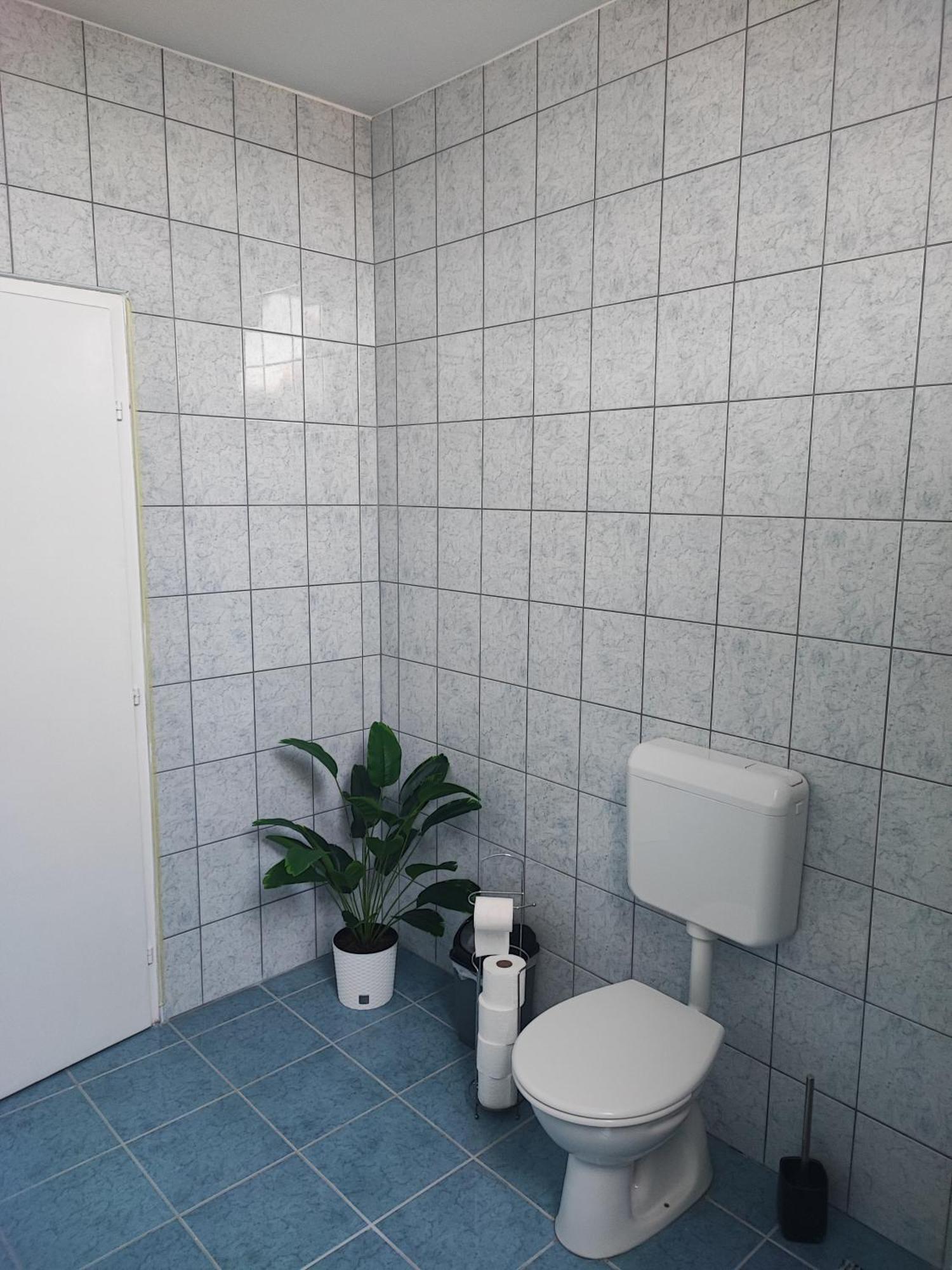 Szaffi Apartman Hajdúszoboszló Exteriör bild